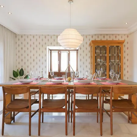 Villa Exclusive 6 En Bedroom - Nagueeles Marbella