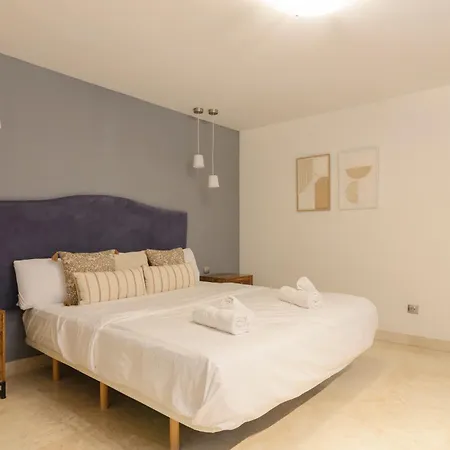 Exclusive 6 En Bedroom - Nagueeles Marbella