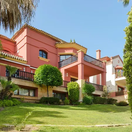Villa Exclusive 6 En Bedroom - Nagueeles Marbella